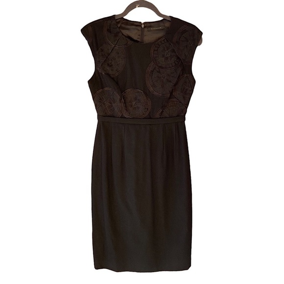 Elie Tahari Black Wool Cocktail Dress with embroidered flowers - Picture 1 of 11